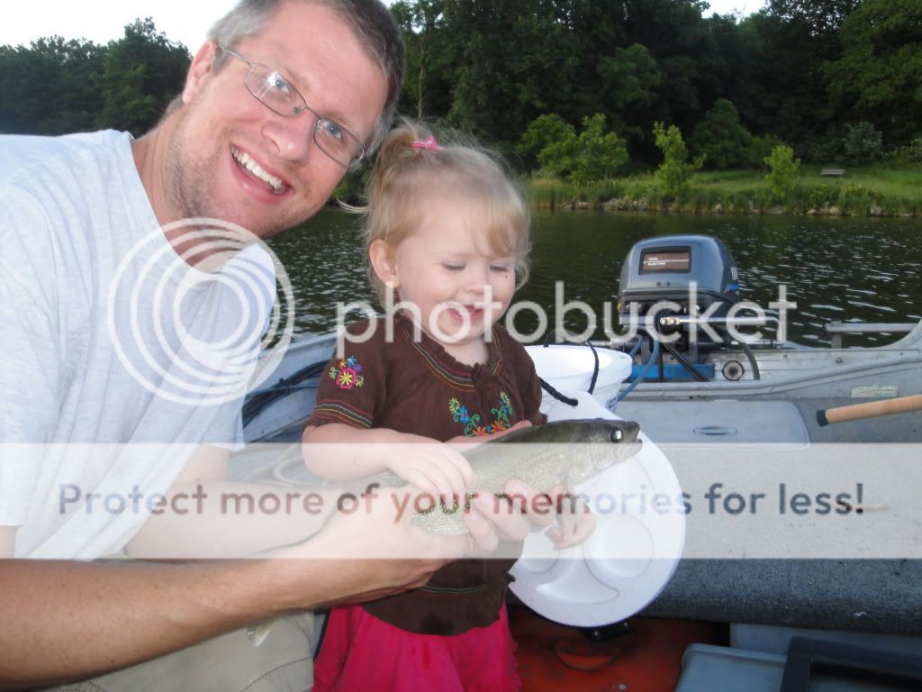 Walleye30.jpg Photo by shabbonalake Photobucket